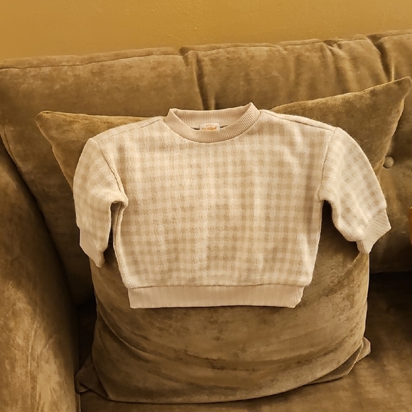 Sweater - Picture 1 of 4